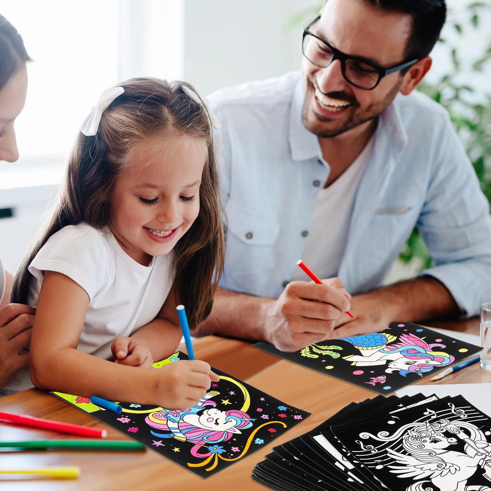 Zhanmai Lot de 24 Affiches à Colorier en Velours Licorne pour Enfants