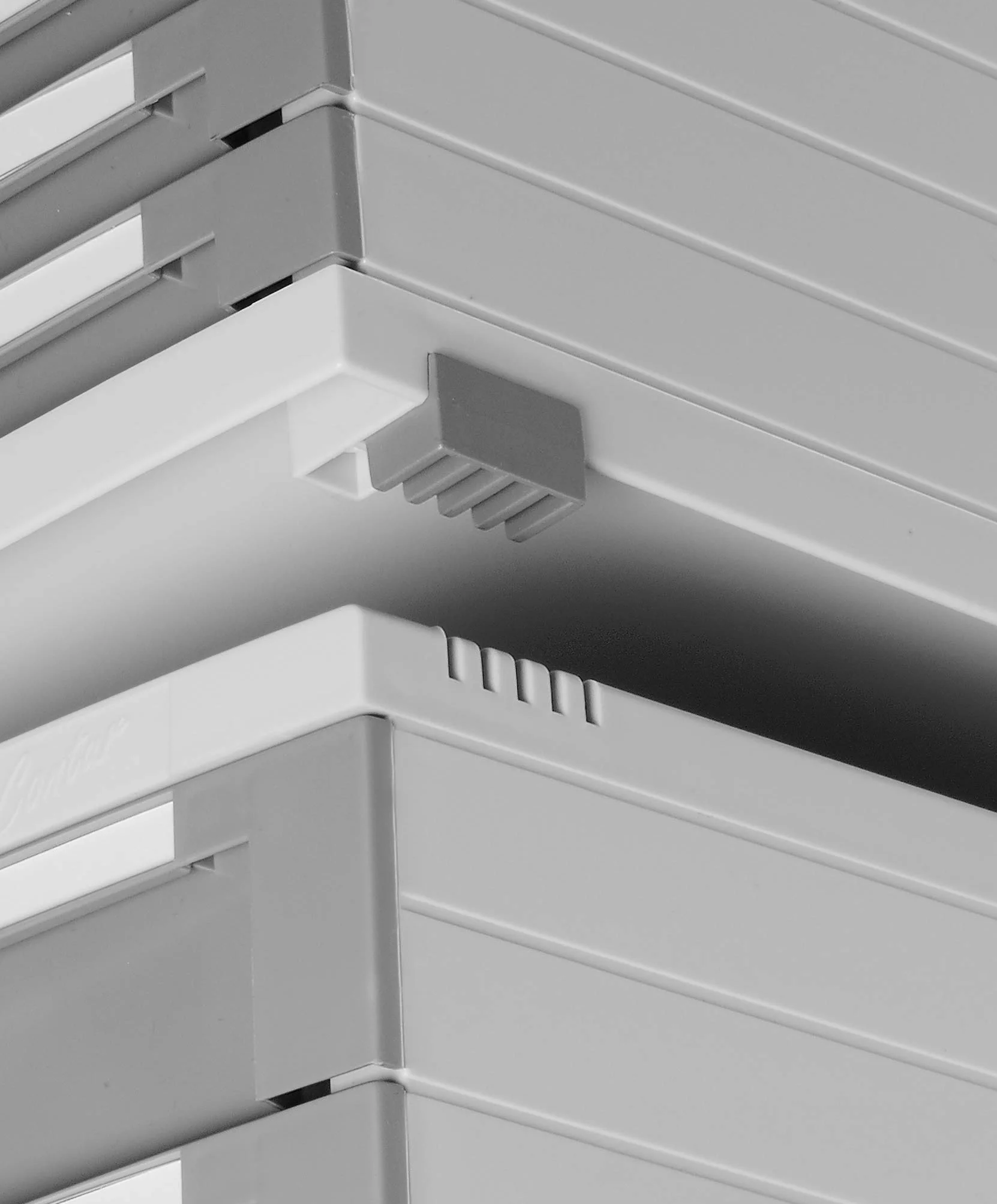 HAN Module à tiroirs CONTUR – système de classement moderne et modulaire, extensible, avec 10 tiroirs fermés pour documents jusqu´au format B4, noir, 1510-13