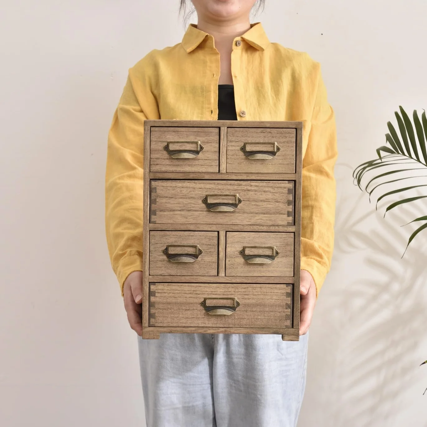 KIRIGEN Boîte de rangement en bois massif 4 étages Organisateur de bureau tiroir multifonctionnel brun